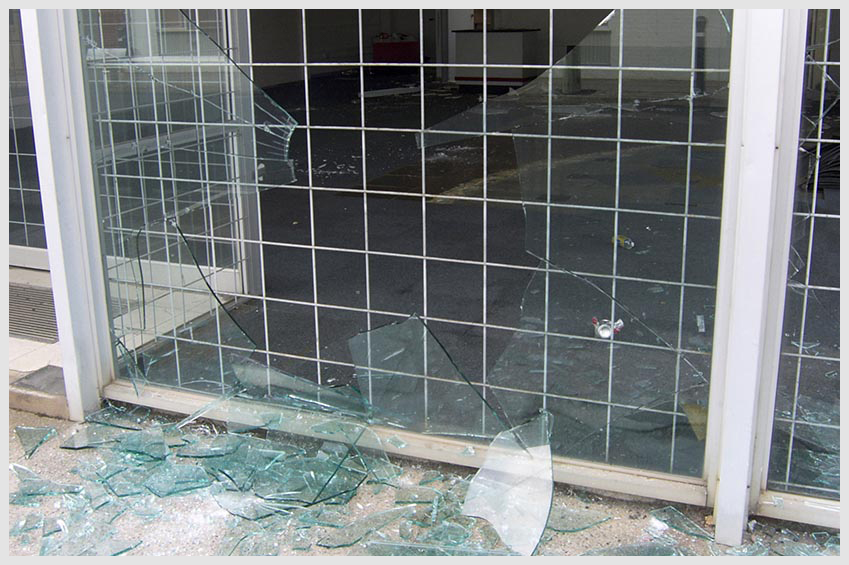 Bomb-blast_protection-film-antishatter-film-safety-window-film